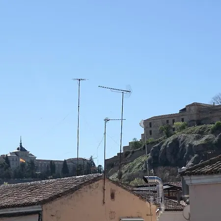 Maribel - Apartamentos Aloha Toledo 托萊多